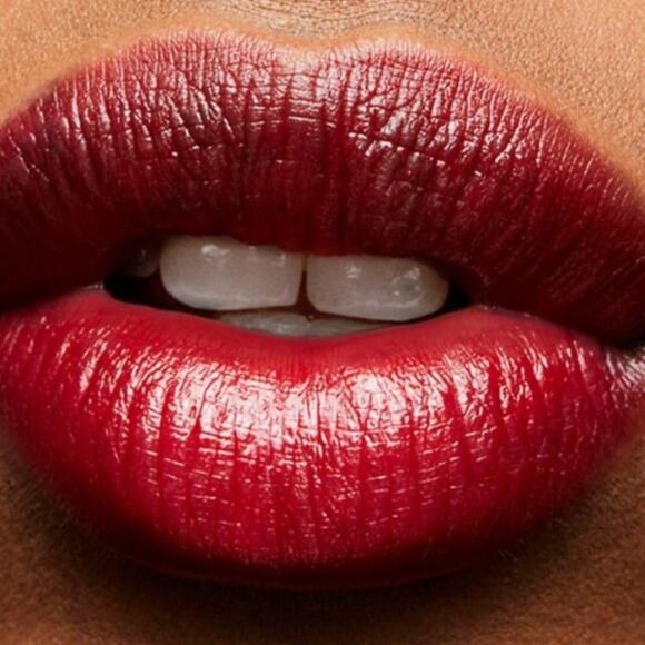 MAC Lustre Lipstick Bullet in Cockney - Picture 5 of 7